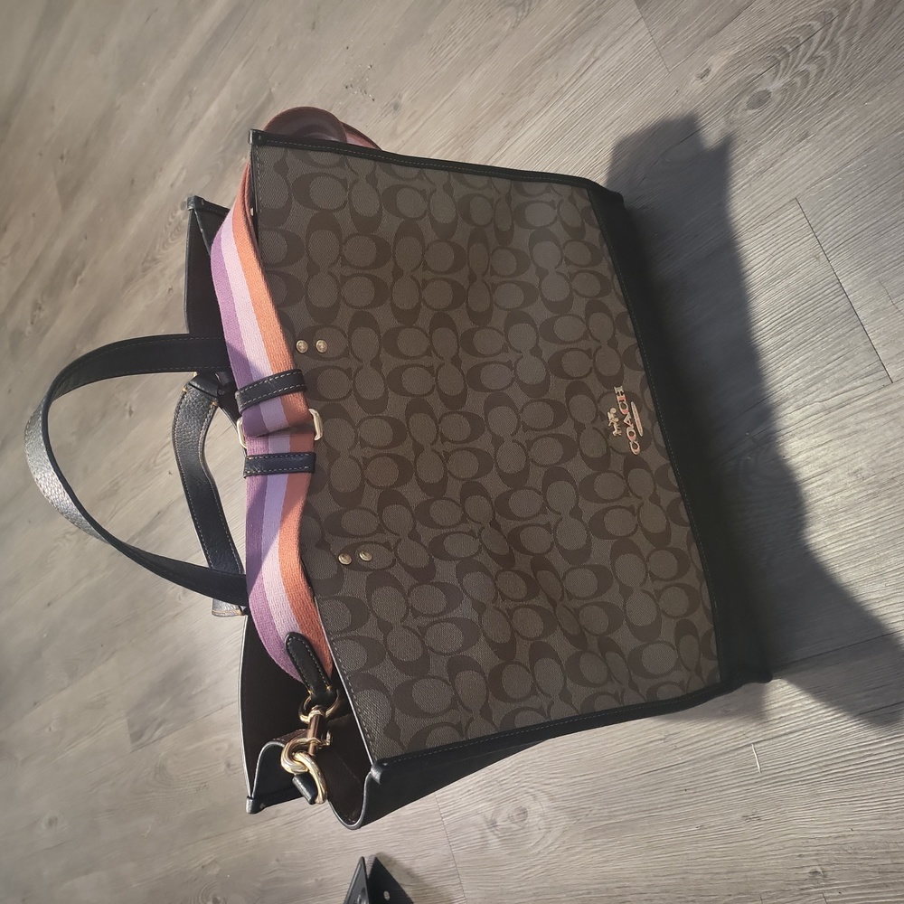 Coach stripes monogram